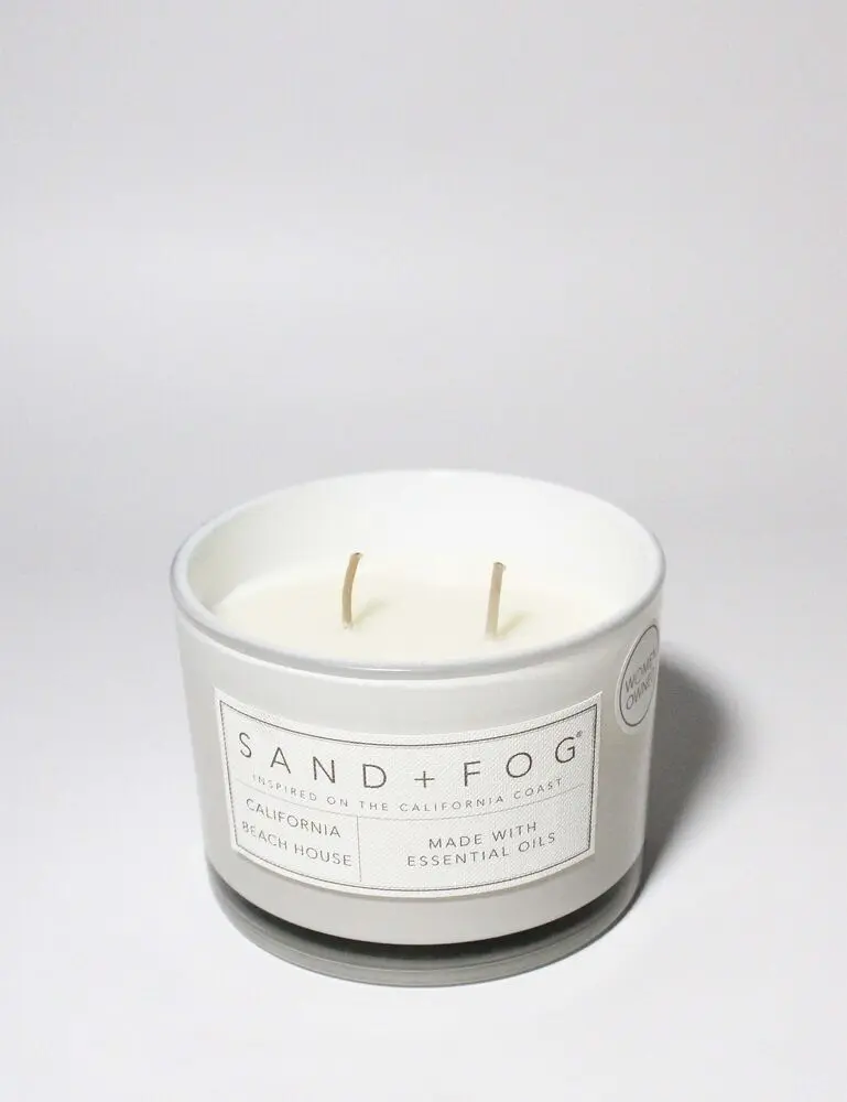 California Beach House 12 Oz Scented Candle - Image 3