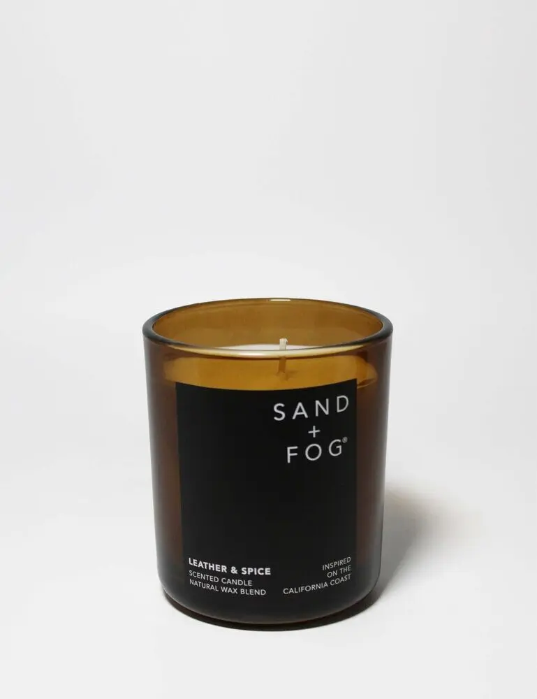 Leather & Spice 10 Oz Scented Candle - Image 3