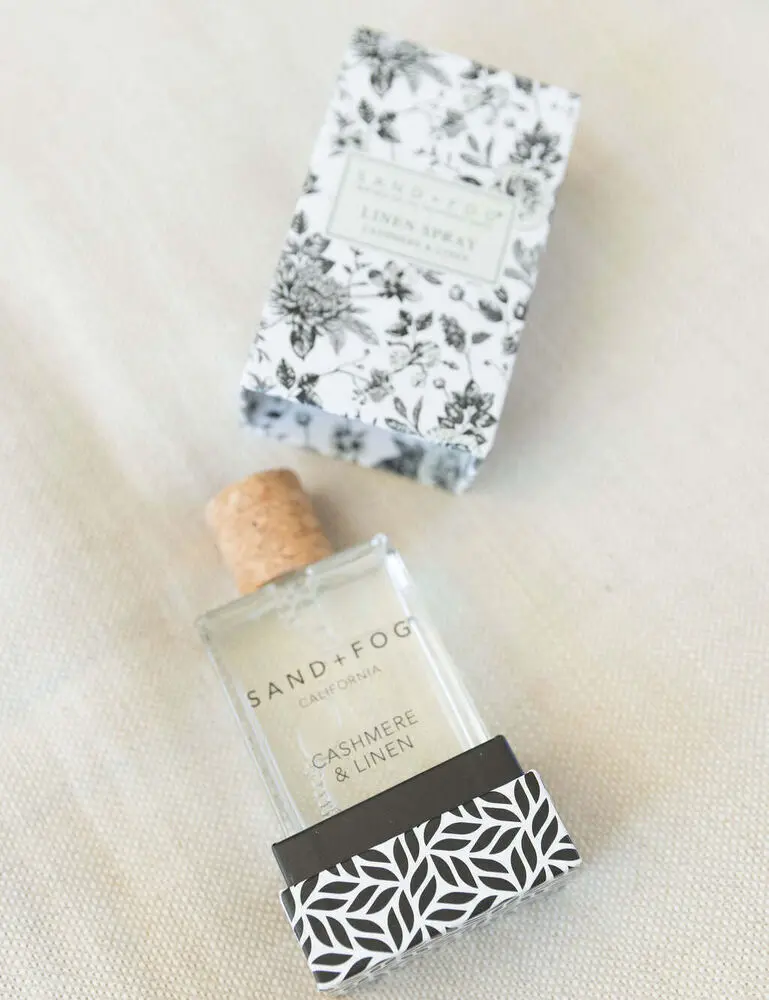 Cashmere & Linen 95ml Linen Spray - Image 2