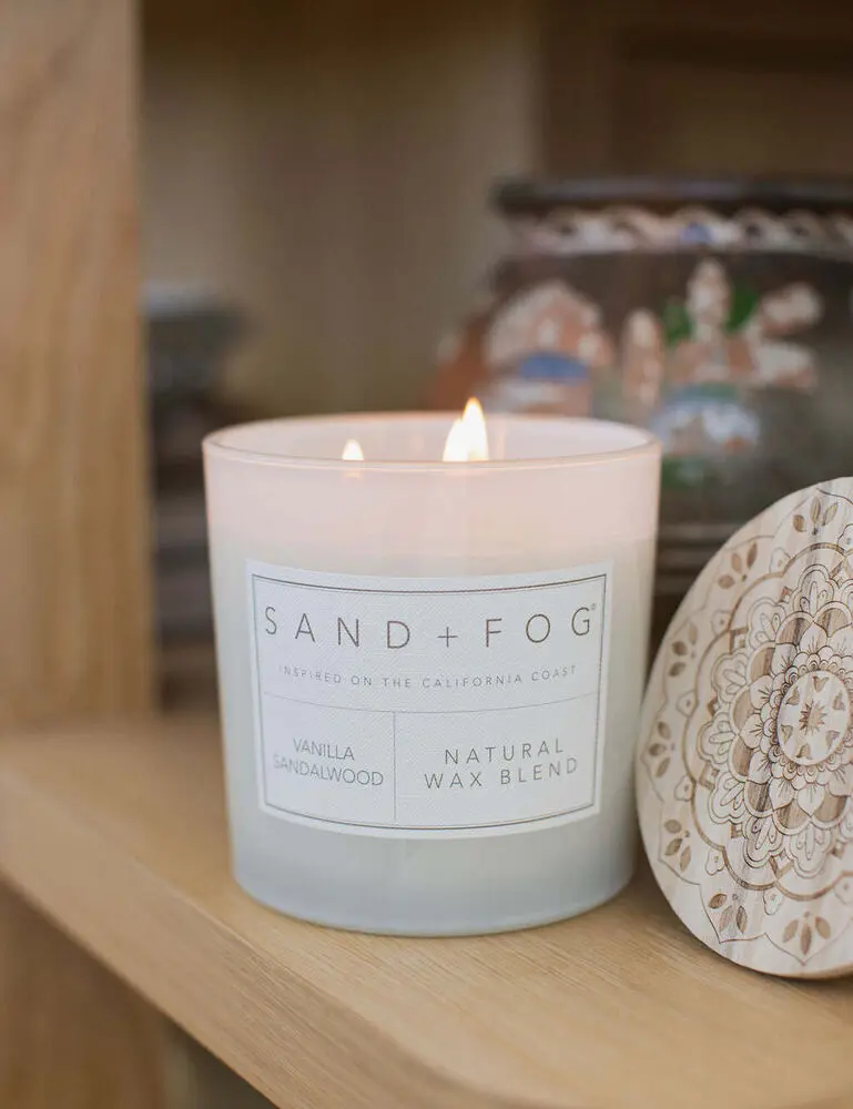 Vanilla Sandalwood 21 Oz Scented Candle - Image 5
