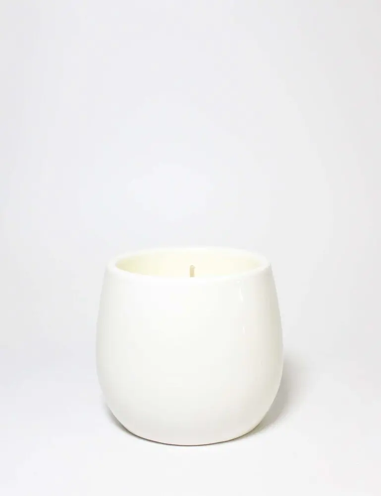 Clean Waves 10 Oz Scented Candle - Image 3